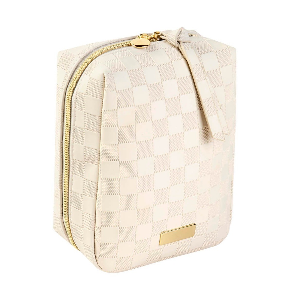 Cosmetiquera promocional de PVC 16 x 21 x 8 cm con placa metálica frontal – BT-BEL-0040
