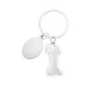 Llavero promocional metálico en forma de hueso con placa para grabado – BT-LLM-0038