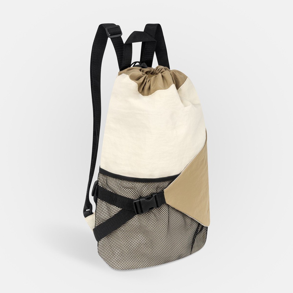 Mochila promocional de nylon y poliéster con cierre de jareta y bolsillo impermeable – BT-MOC-0065
